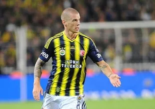 Medipol Başakşehir, Holmen'i kadrosuna kattı