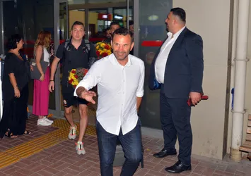 Galatasaray kafilesi Adana’ya ulaştı!
