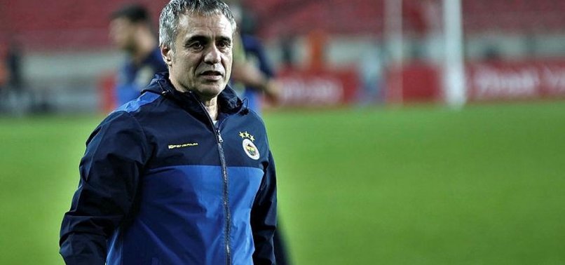 Fenerbahçe'de Ersun Yanal sahalara döndü