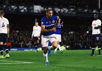 Cenk Tosun'dan 90+7'de hayat öpücüğü!
