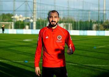 Ahmet İlhan Özek: “Keşke zamanında Rizespor’a gitmeseydim”