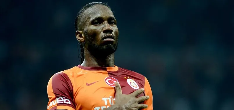 Drogba futbolu bırakacağını açıkladı