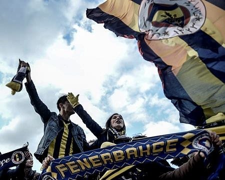 Bir maçtan fazlası