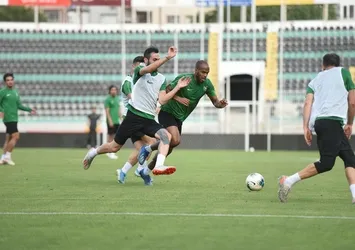 Denizlispor’da 3 imza yolda