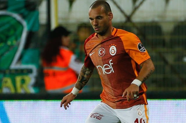 Sneijder’den şok eden sözler!