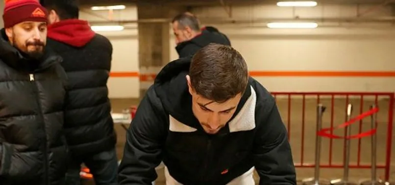 Trabzonsporlu Dorukhan Toköz'den anlamlı hareket