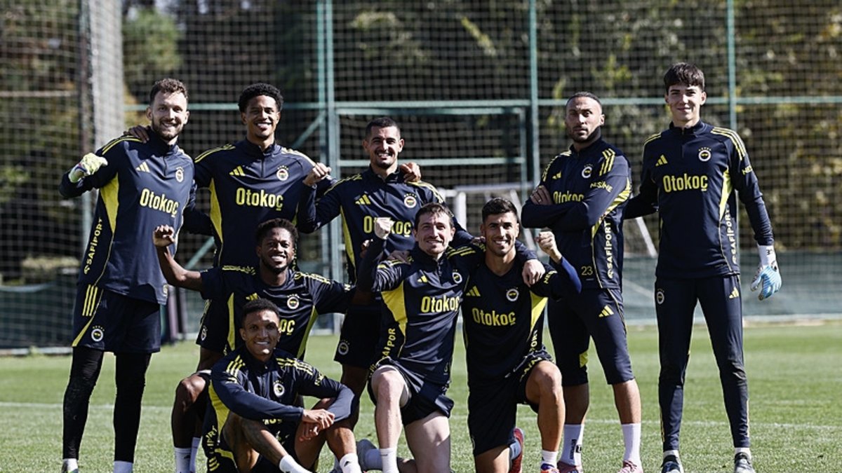 Samandıra'da sular ısınıyor! Fenerbahçe'nin yıldızından yabancı tepkisi Samandıra'da sular ısınıyor! Fenerbahçe'nin yıldızından yabancı tepkisi
