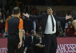 Ergin Ataman isyan etti!