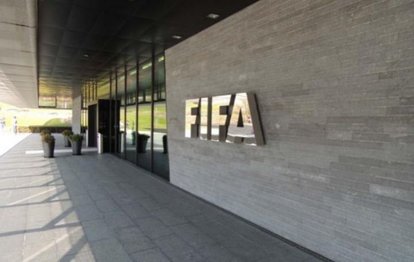 FIFA’dan 24 Türk kulübüne transfer yasağı!
