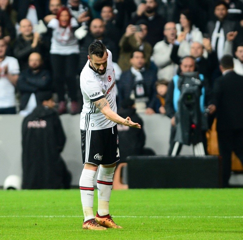 Haydi Kartalım! Şanın yürüsün...