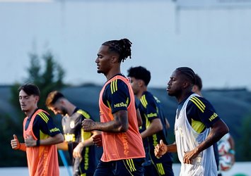 F.Bahçe'nin yeni transferleri antrenmana çıktı!
