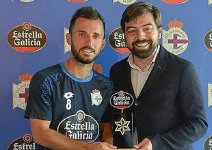 Emre Çolak ayın en iyi oyuncusu seçildi