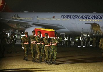 Atsu'nun cenazesi törenle karşılandı