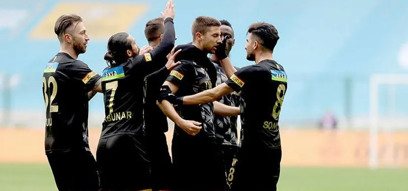 İH Konyaspor 2-3 Göztepe (MAÇ SONUCU-ÖZET)