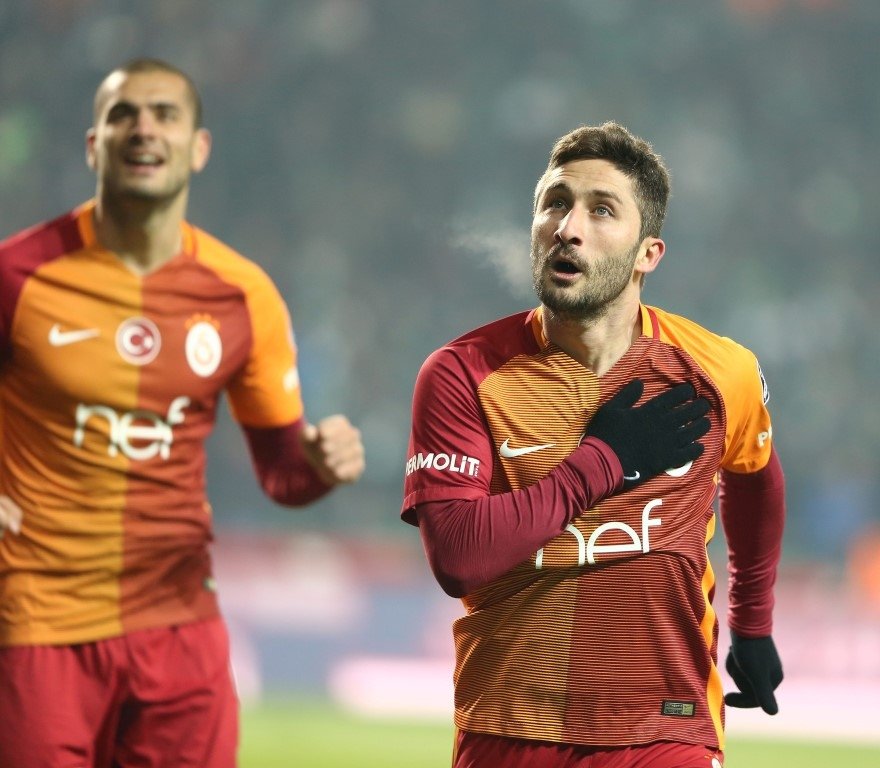 Sabri Sarıoğlu, Galatasaray’dan ayrılıyor mu?