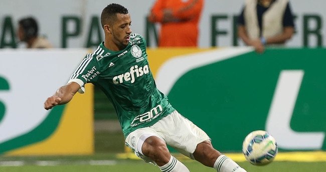 Galatasaray, Vitor Hugo transferini bitirdi