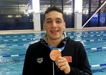Milli yüzücü Ümitcan Güreş, Avrupa 3'üncüsü