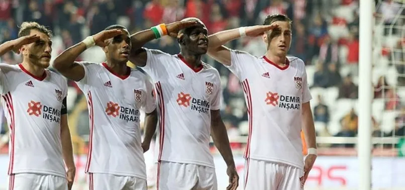 Sivasspor, Antalyaspor'u farklı geçti
