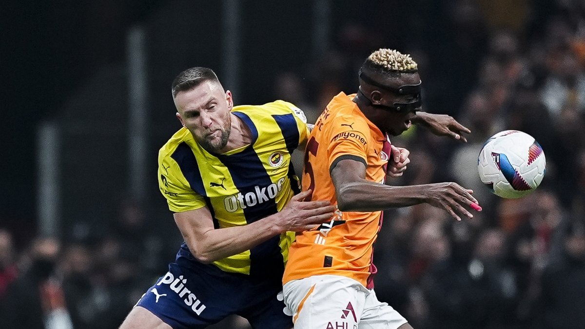 İşte Fenerbahçe ve Galatasaray'ın şampiyonluk oranı! Puan tahminleri değişti İşte Fenerbahçe ve Galatasaray'ın şampiyonluk oranı! Puan tahminleri değişti