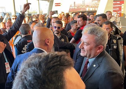 Dev derbi öncesi dostluk rüzgarları