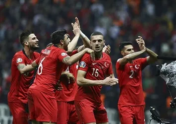 Futbolda milli mesai başlıyor