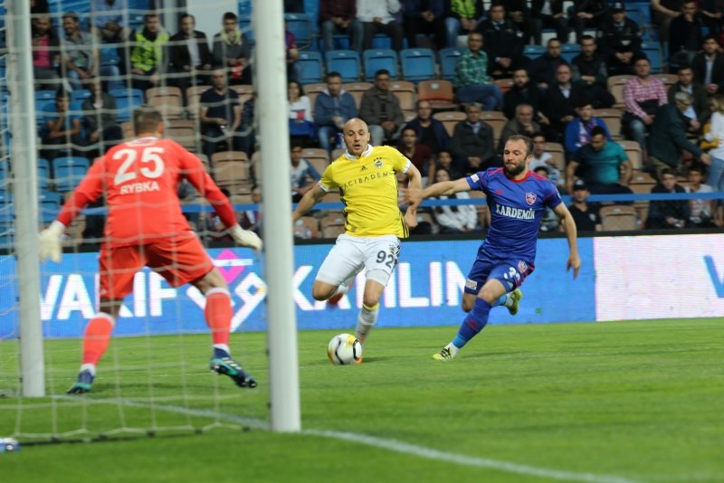 Aatıf’a AEL Limassol kancası