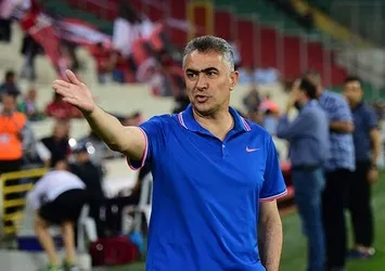Akhisarspor'da Altıparmak 4 isimde ısrarcı