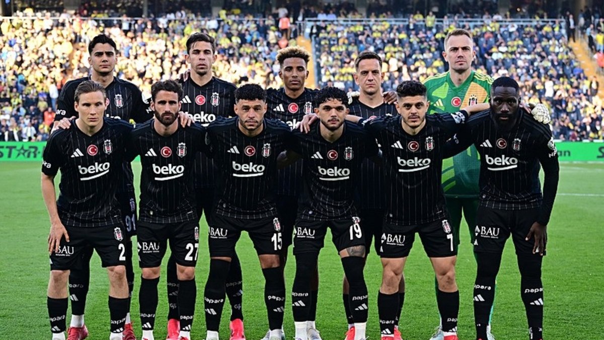 Beşiktaş'ta genç isim oyuna devam edemedi! Beşiktaş'ta genç isim oyuna devam edemedi!