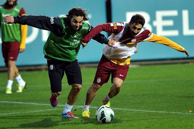 Galatasaray’ın yıldızları kadınlarla alemde...