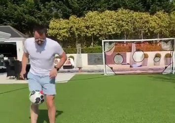 Akıma o da katıldı! John Terry'den top sektirme şovu...