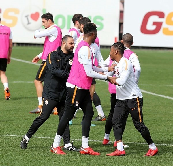 Terim’in aklı derbide!