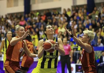 Derbide gülen Fenerbahçe
