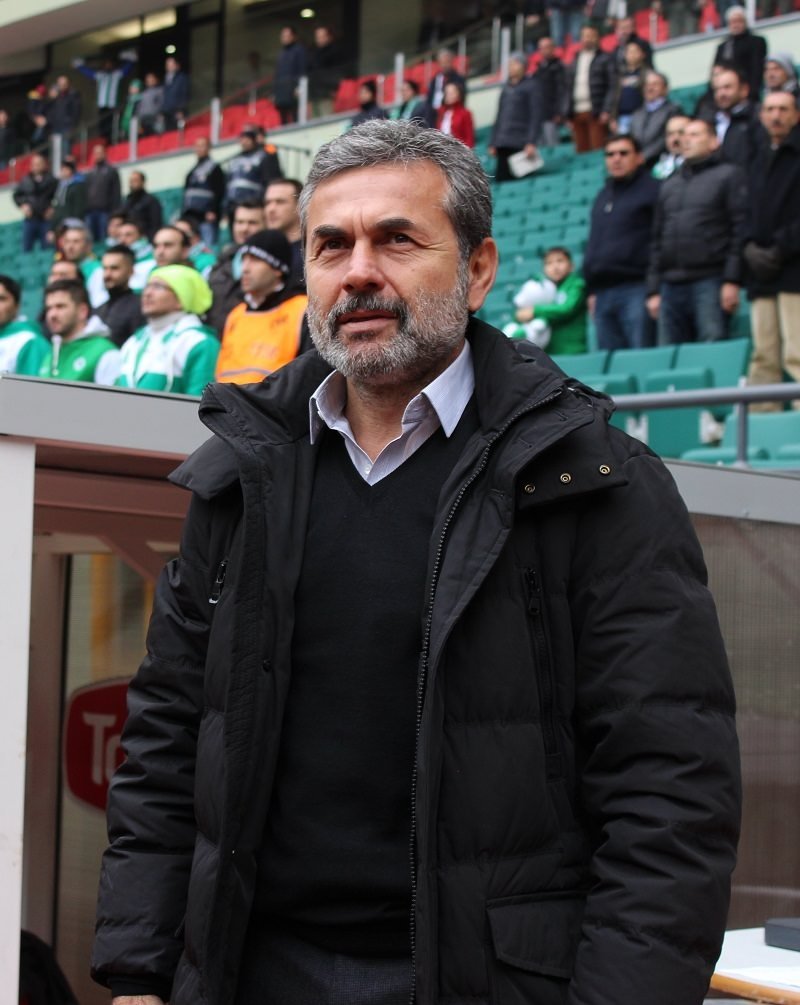 Fenerbahçe Aykut Kocaman’ın kapısını mı çalacak?