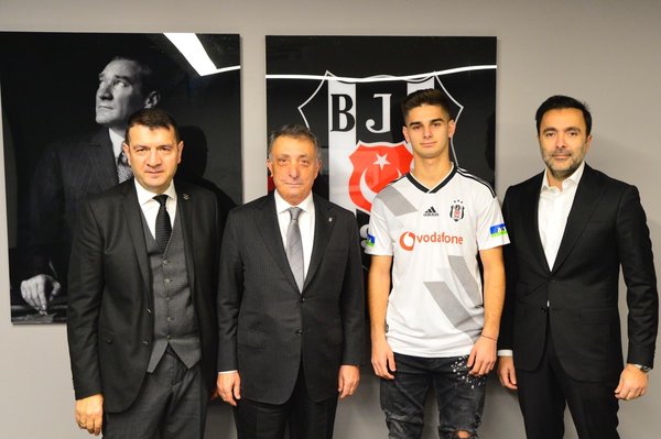 https://iaaspr.tmgrup.com.tr/63d60a/0/0/0/0/1600/1064?u=https://iaspr.tmgrup.com.tr/2020/01/31/besiktas-ajdin-hasic-ile-45-yillik-sozlesme-imzaladi-1580479628076.jpg&mw=600 https://iaaspr.tmgrup.com.tr/63d60a/0/0/0/0/1600/1064?u=https://iaspr.tmgrup.com.tr/2020/01/31/besiktas-ajdin-hasic-ile-45-yillik-sozlesme-imzaladi-1580479628076.jpg&mw=600