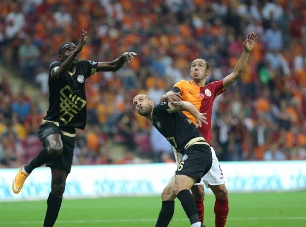 Rakip Osmanlı olunca sosyal medya yıkıldı