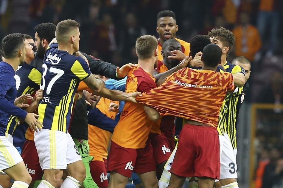 PFDK’dan tarihi cezalar!