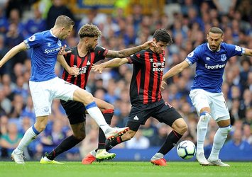 Cenk Tosun'lu Everton sahasında berabere kaldı