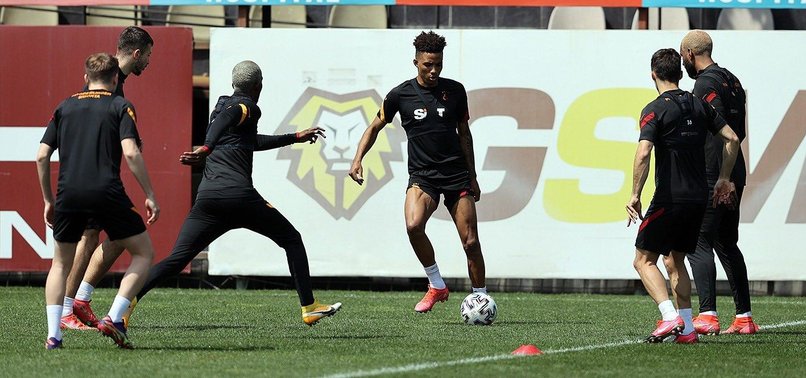 Galatasaray'a Onyekuru müjdesi! Antrenmanlara başladı