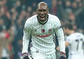 Atiba kulübeye geçiyor