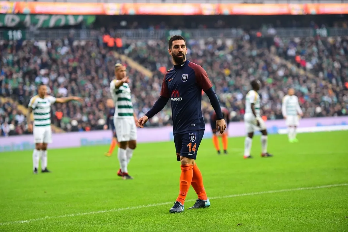 Arda Turan golle döndü! Başakşehir deplasmanda Bursaspor'u yıktı - 1