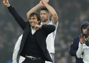 Chelsea tarih yazıyor