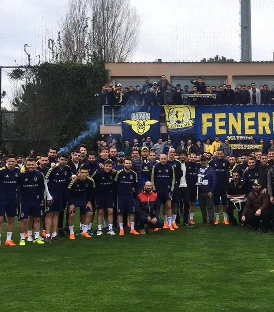 Fenerbahçe taraftarından Samandıra'ya çıkarma - 1