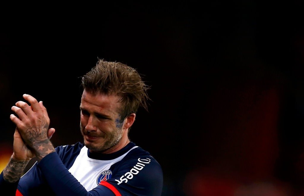 Vedalar hüzünlü olur