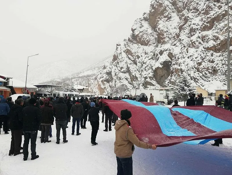 Trabzonspor’a Gümüşhane’de coşkulu karşılama - 1