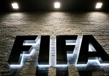 FIFA'dan Türk kulüplerine ceza yağdı!