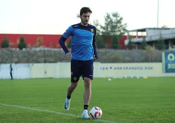 Beşiktaş Umut Nayir'ı bitirdi