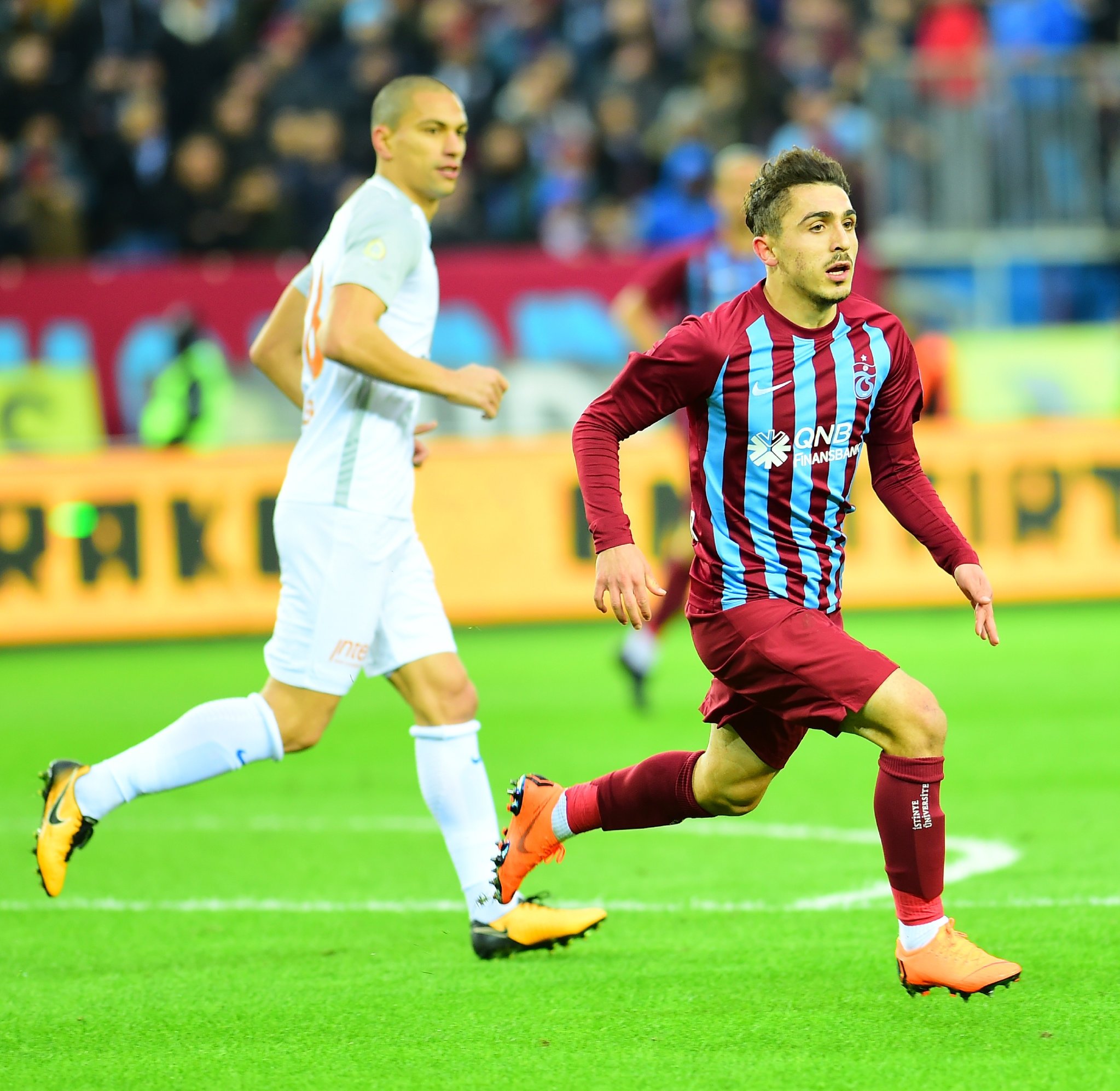 Abdülkadir yaşıtlarının en pahalısı!