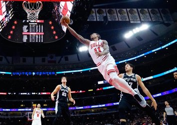 Chicago Bulls'ta DeMar DeRozan farkı!