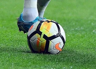 Nisan ayında futbol şöleni!