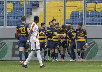 Ankaragücü 3 puanı 3 golle aldı
